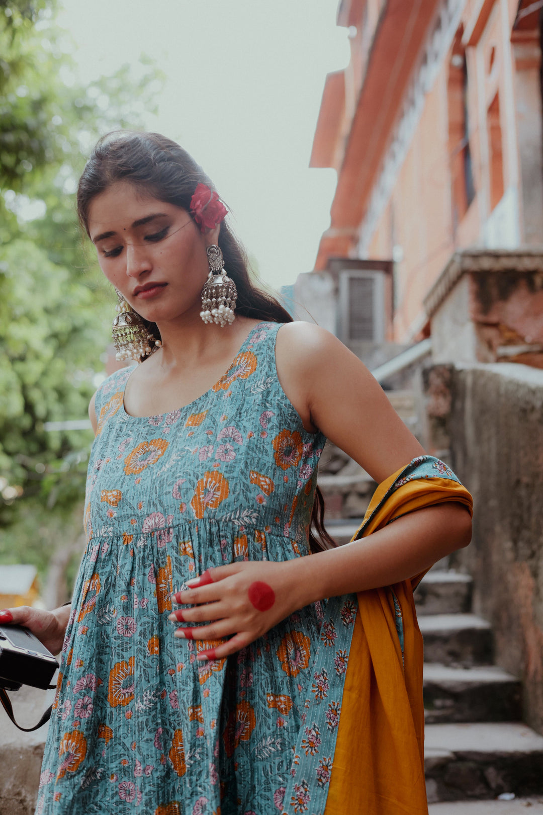 Alli • அல்லி — Sleeveless Gathered Anarkali Set
