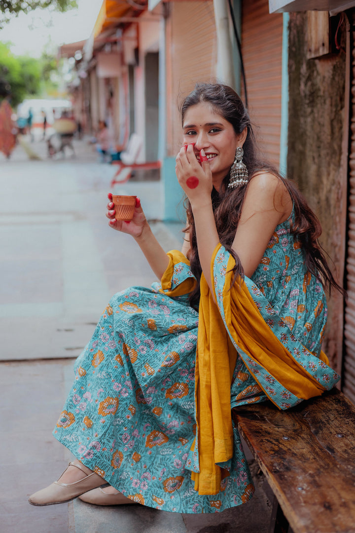 Alli • அல்லி — Sleeveless Gathered Anarkali Set