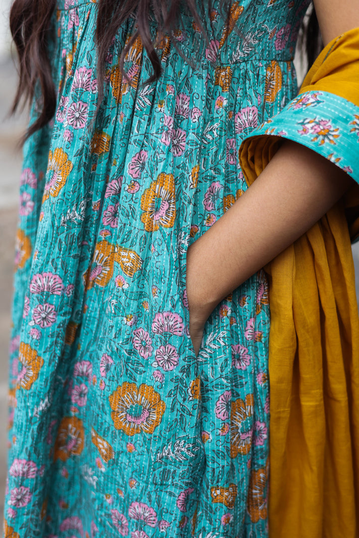 Alli • அல்லி — Sleeveless Gathered Anarkali Set