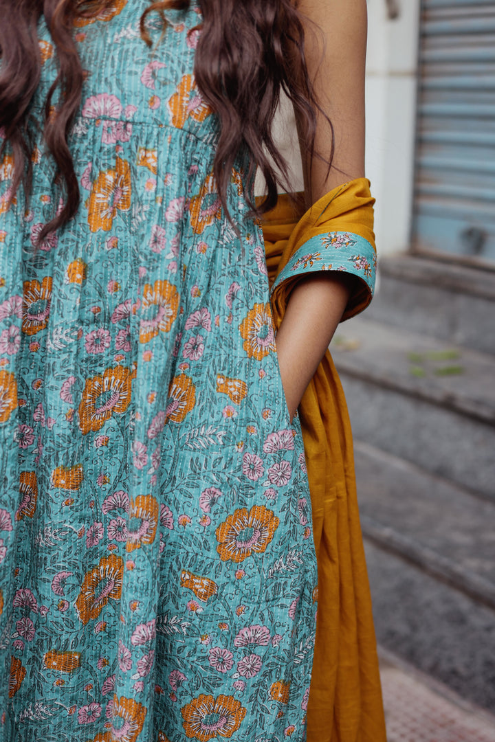 Alli • அல்லி — Sleeveless Gathered Anarkali Set