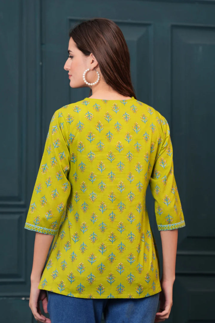 Peplum Top in Squeezy Lime