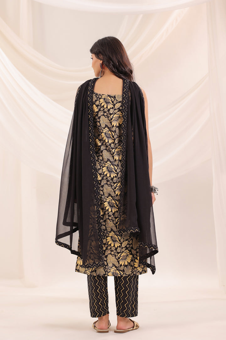 Iravu Sleeveless Set