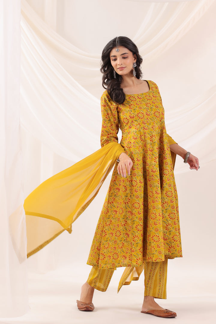 Thean Anarkali Set