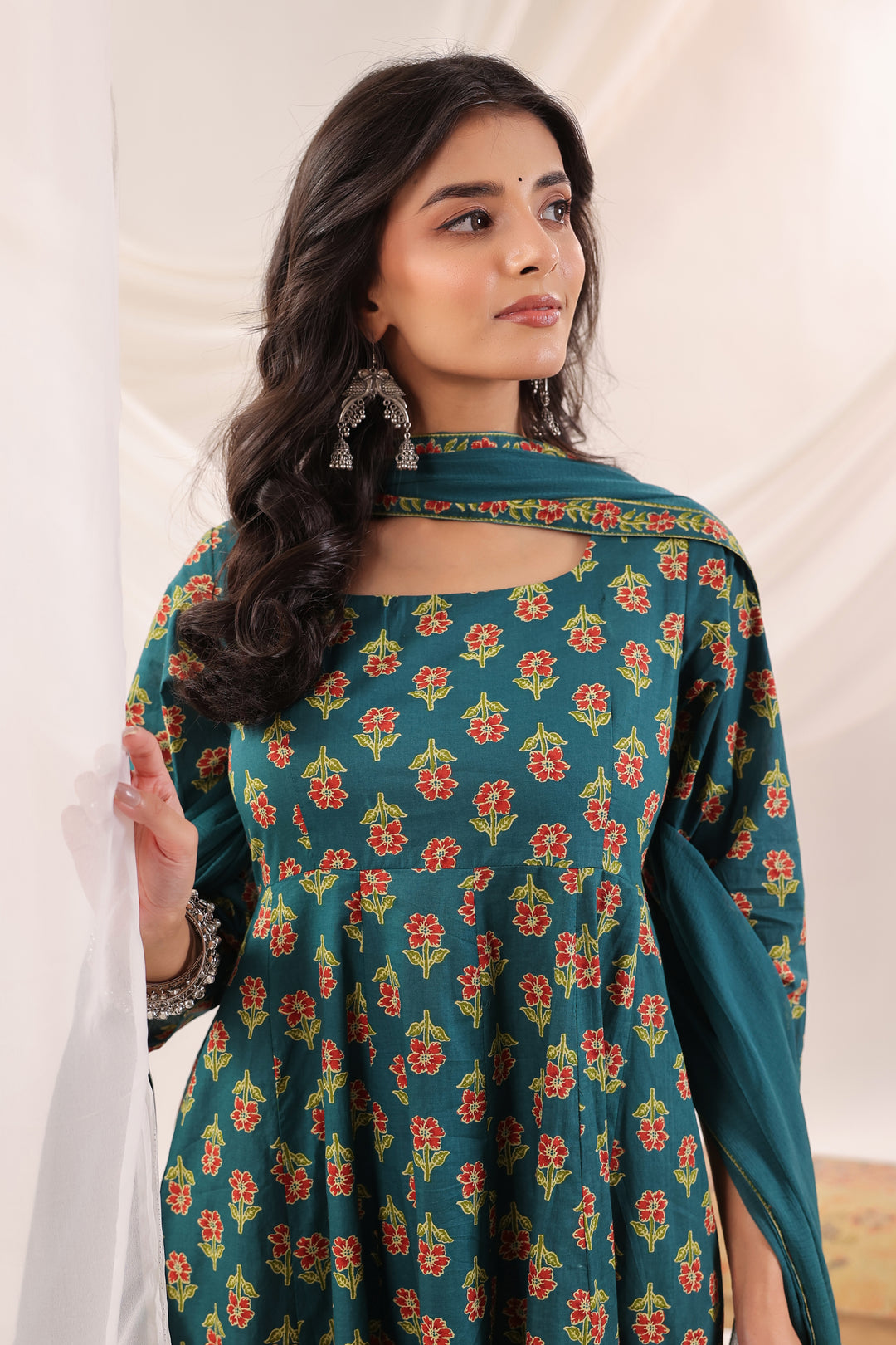 Ilai Anarkali Set