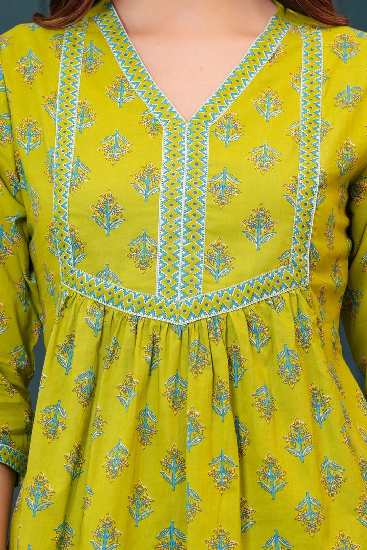 Peplum Top in Squeezy Lime