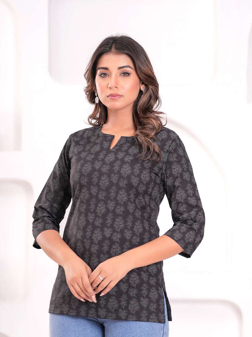 Tunic Top in Smokey Petals